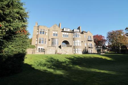 3 bedroom Flat to let in Perth Road, Dundee, DD2