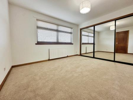 3 bedroom Detached house to let in Kingsway, Dundee, DD3