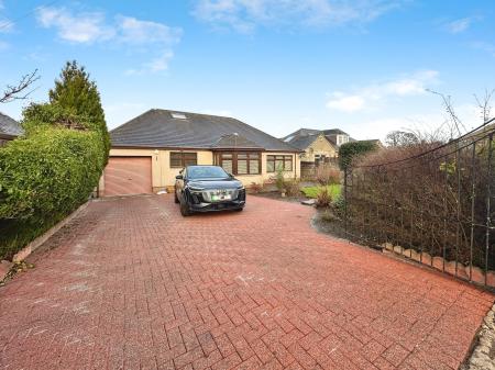3 bedroom Detached house to let in Kingsway, Dundee, DD3