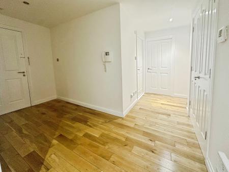 2 bedroom Flat to let in Gourlay Yard, Dundee, DD1
