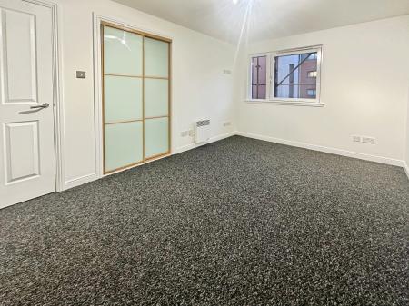 2 bedroom Flat to let in Gourlay Yard, Dundee, DD1