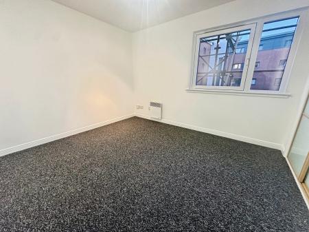 2 bedroom Flat to let in Gourlay Yard, Dundee, DD1