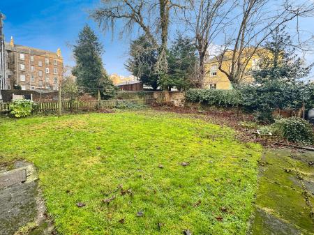 2 bedroom Flat for sale in Bellefield Avenue, Dundee, DD1