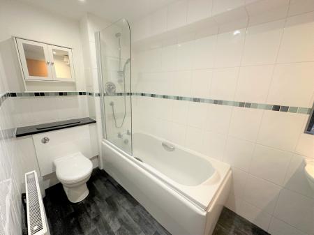 3 bedroom Flat to let in Scrimgeour Place, Dundee, DD3