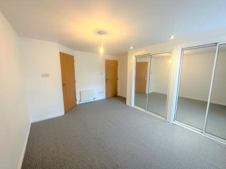 3 bedroom Flat to let in Scrimgeour Place, Dundee, DD3