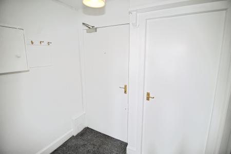 1 bedroom Flat to let in Constitution Street, Dundee, DD3