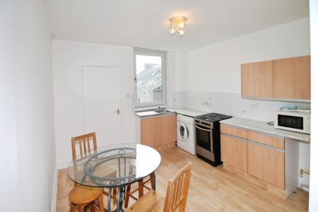 1 bedroom Flat to let in Constitution Street, Dundee, DD3
