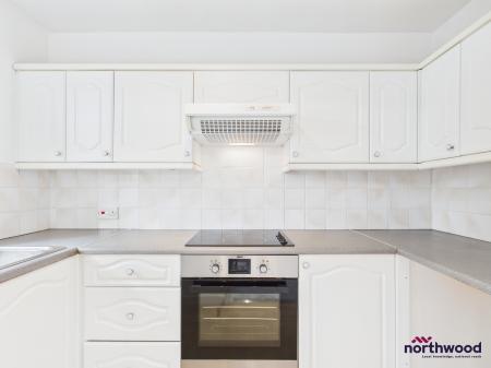 1 bedroom Apartment for sale in Granville Road, Lower Meads, Eastbourne, BN20