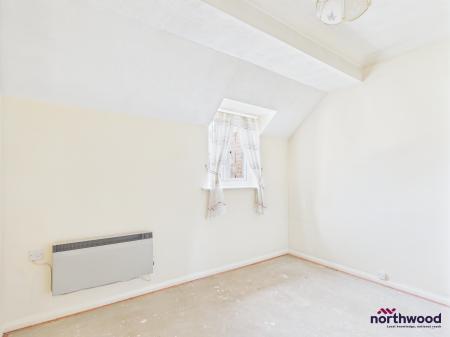 2 bedroom Flat for sale in Rusper Road, Horsham, RH12