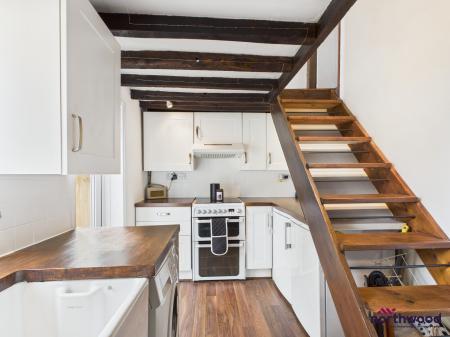 1 bedroom Terraced House for sale in South Road, Hailsham, BN27