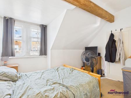 1 bedroom Flat for sale in Southfields Road, Eastbourne, BN21