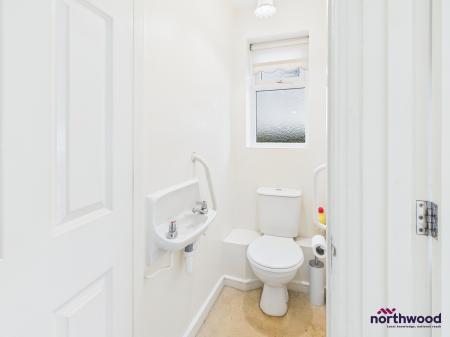 3 bedroom Flat for sale in Trinity Trees, Town Centre, Eastbourne, BN21