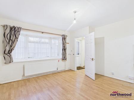 3 bedroom Terraced House for sale in Linley Drive, Ore, Hastings, TN34