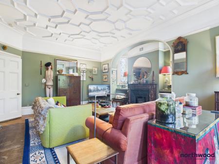 3 bedroom Apartment to let in Denton Road, Meads, Eastbourne, BN20