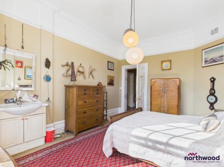 3 bedroom Apartment to let in Denton Road, Meads, Eastbourne, BN20