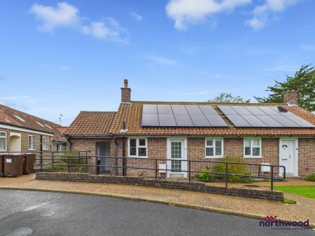 1 bedroom Bungalow to let in Farlaine Road, Willingdon, Eastbourne, BN21
