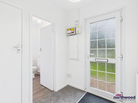 1 bedroom Bungalow to let in Farlaine Road, Willingdon, Eastbourne, BN21