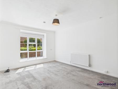 2 bedroom Bungalow to let in Farlaine Road, Willingdon, Eastbourne, BN21