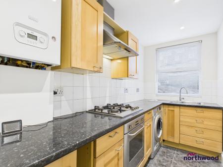 1 bedroom Apartment to let in Hurst Road, Upperton, Eastbourne, BN21