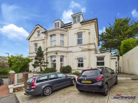 Hurst Road, Upperton, Eastbourne, BN21
