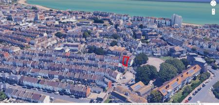 3 bedroom Terraced House to let in Melbourne Road, Eastbourne, BN22