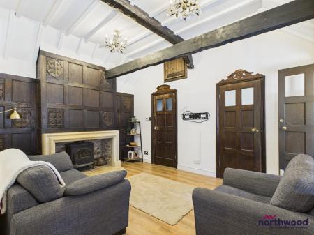 2 bedroom Detached house to let in New Road, Polegate, Eastbourne, BN26