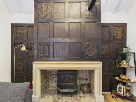 2 bedroom Detached house to let in New Road, Polegate, Eastbourne, BN26