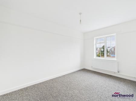 2 bedroom Flat to let in Roselands Avenue, Roselands, Eastbourne, BN22