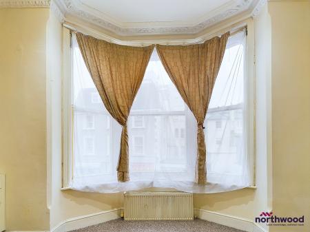 1 bedroom Flat to let in Seaside, Eastbourne, BN22