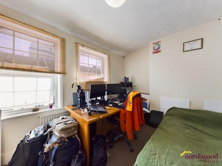 2 bedroom Terraced House for sale in Bath Road, Eastbourne, BN21