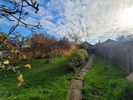 2 bedroom Bungalow to let in Downs Valley Road, Willingdon, Eastbourne, BN20