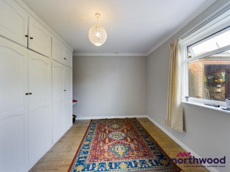 2 bedroom Bungalow to let in Downs Valley Road, Willingdon, Eastbourne, BN20