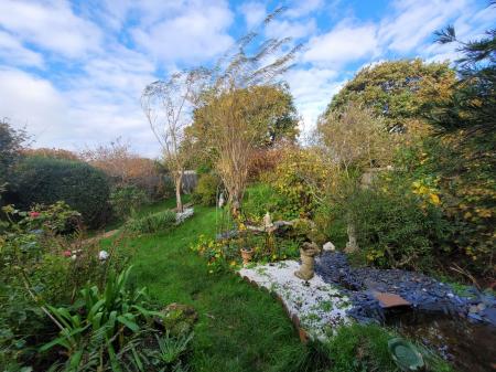 2 bedroom Bungalow to let in Downs Valley Road, Willingdon, Eastbourne, BN20