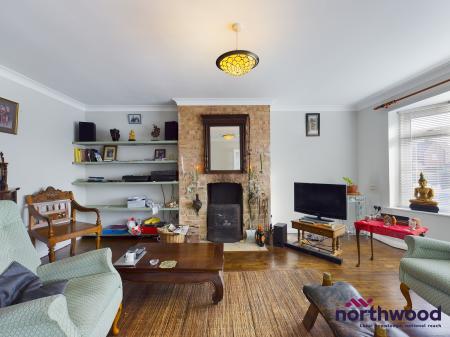 2 bedroom Bungalow to let in Downs Valley Road, Willingdon, Eastbourne, BN20