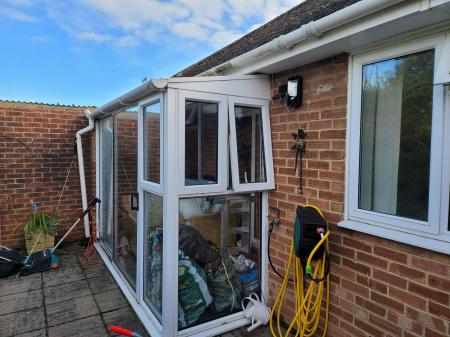 2 bedroom Bungalow to let in Downs Valley Road, Willingdon, Eastbourne, BN20