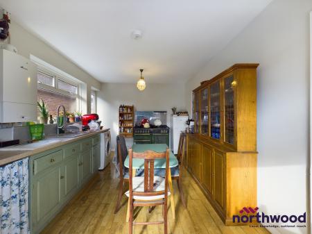 2 bedroom Bungalow to let in Downs Valley Road, Willingdon, Eastbourne, BN20