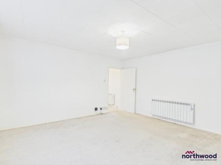 1 bedroom Flat to let in St Annes Road, Upperton, Eastbourne, BN21