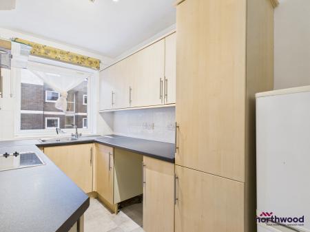 1 bedroom Flat to let in St Annes Road, Upperton, Eastbourne, BN21