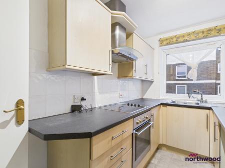 1 bedroom Flat to let in St Annes Road, Upperton, Eastbourne, BN21