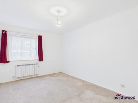 1 bedroom Flat to let in St Annes Road, Upperton, Eastbourne, BN21