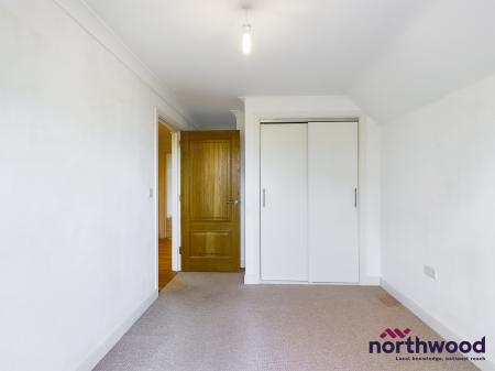 2 bedroom Flat to let in Grassington Road, Lower Meads, Eastbourne, BN20