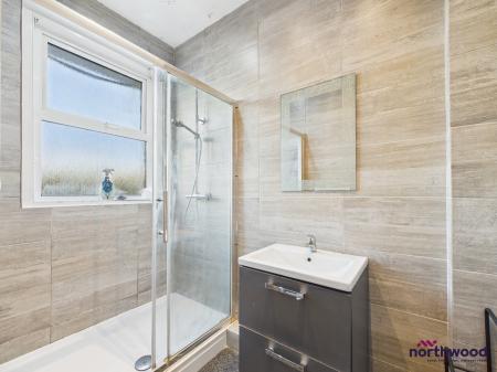 3 bedroom Maisonette for sale in Seaside, Eastbourne, BN22