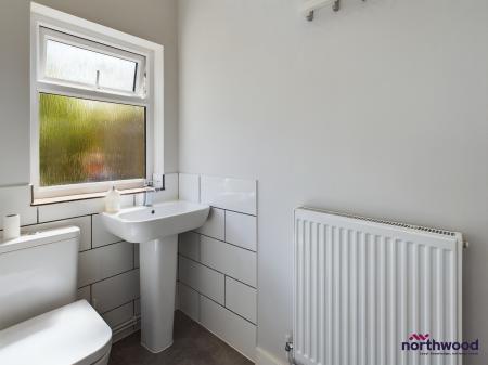 2 bedroom Terraced House to let in Crowmere Avenue, Bexhill-on-Sea, TN40