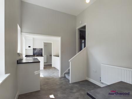 2 bedroom Terraced House to let in Crowmere Avenue, Bexhill-on-Sea, TN40