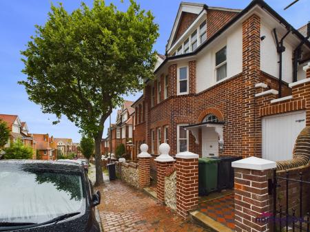 South Cliff Avenue, Meads, Eastbourne, BN20