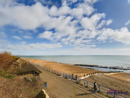 1 bedroom House share to let in South Cliff Avenue, Meads, Eastbourne, BN20