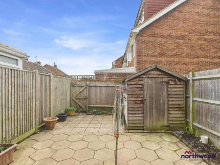 3 bedroom Terraced House to let in Wilton Avenue, Hampden Park, Eastbourne, BN22