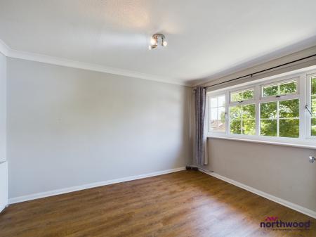 3 bedroom Terraced House to let in Southerden Close, Hailsham, BN27