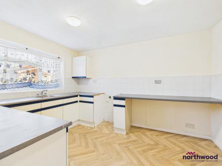 3 bedroom Terraced House to let in Honeysuckle Close, Langney, Eastbourne, BN23