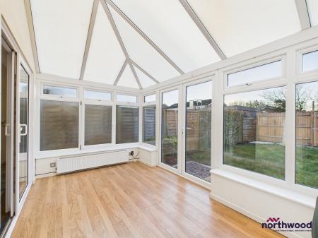 3 bedroom Terraced House to let in Honeysuckle Close, Langney, Eastbourne, BN23